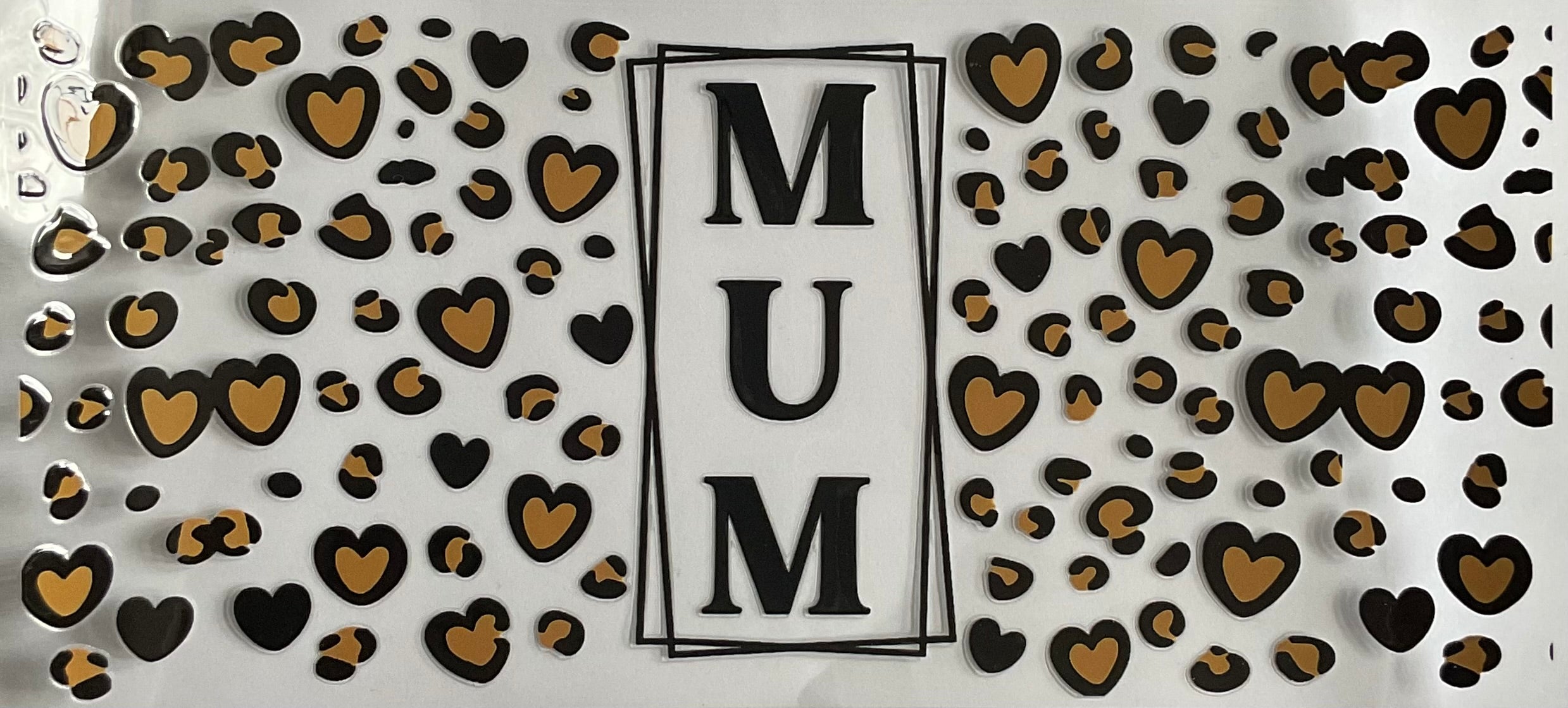 Mum with brown hearts