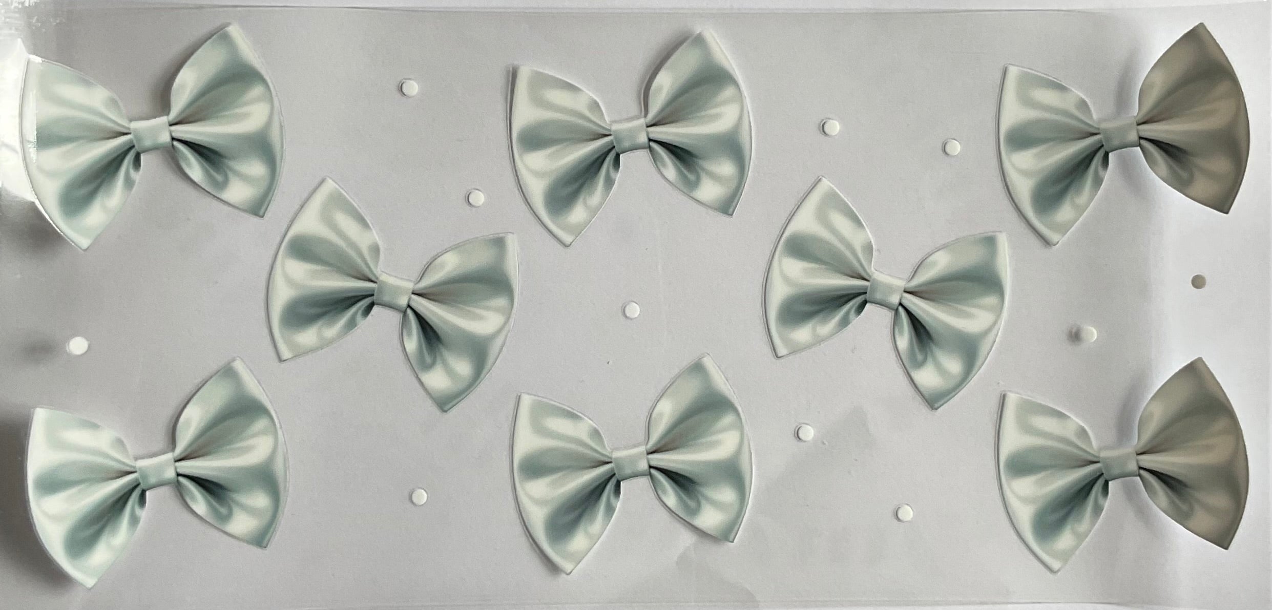 Bows and dots