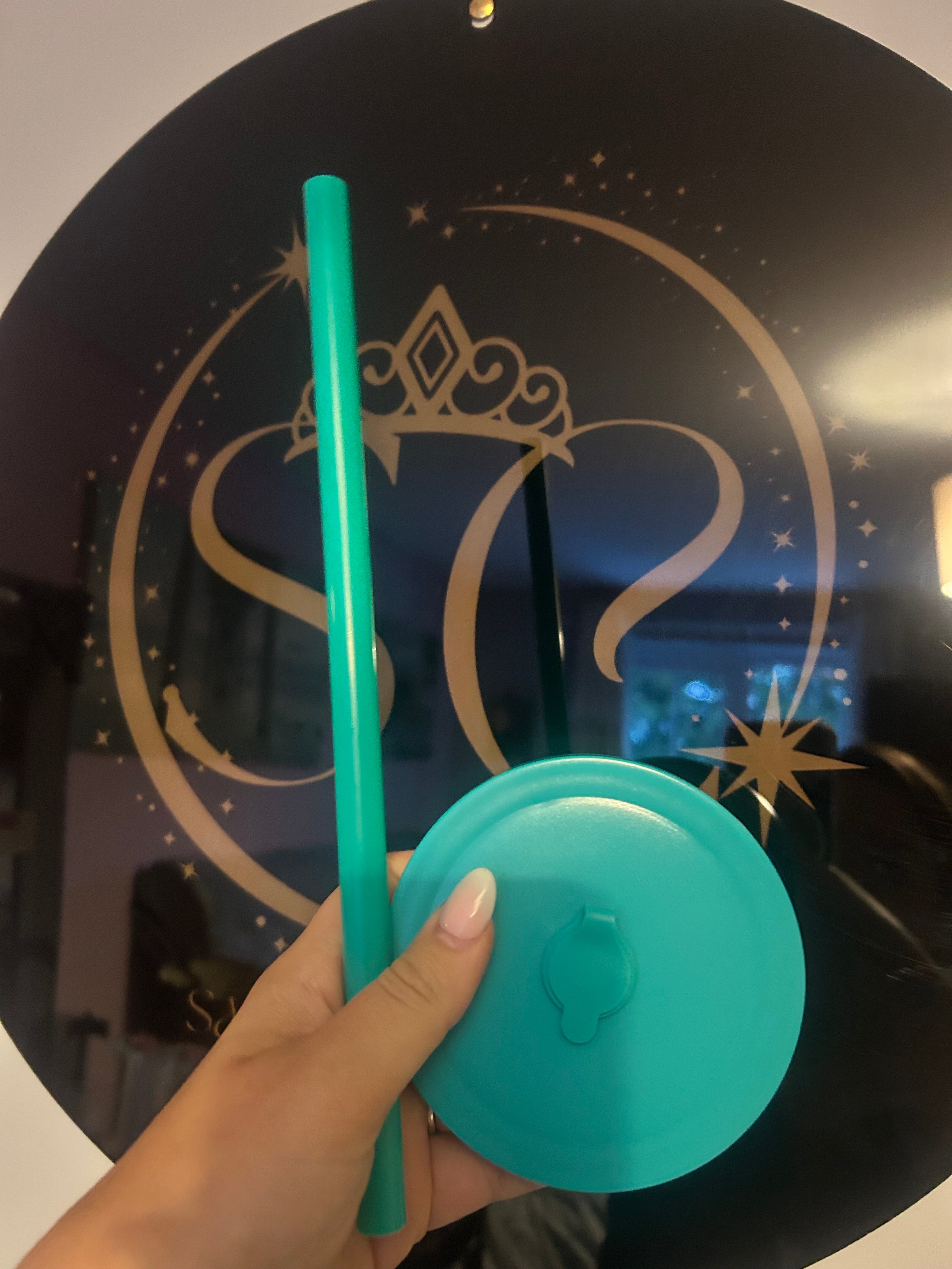 24oz and 16oz tapered boba lid and straw