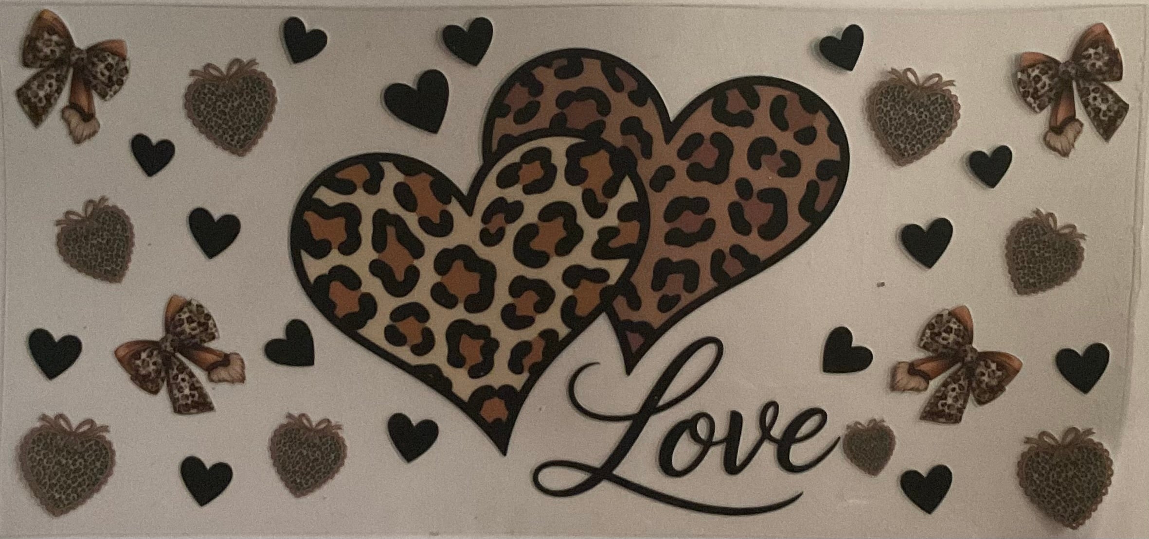Leopard print hearts love